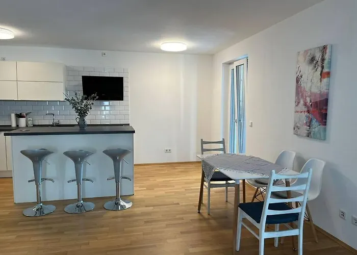 Moderne 4-Zimmer Wohnung In Ffm