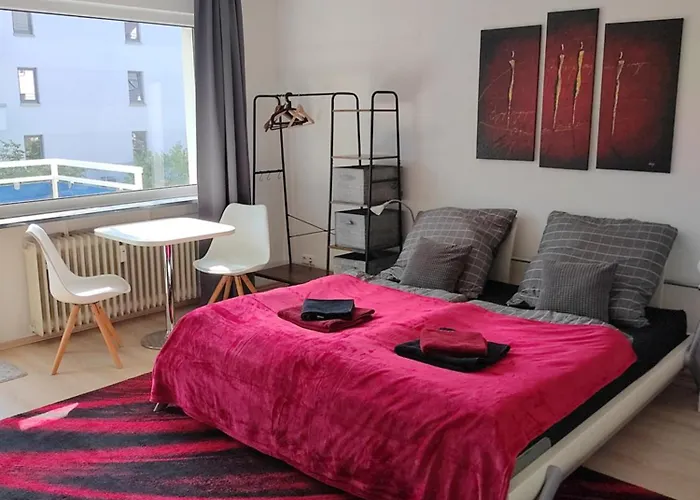Kleines Apartment In Frankfurt Mit Eigenem Stellplatz In Messenaehe