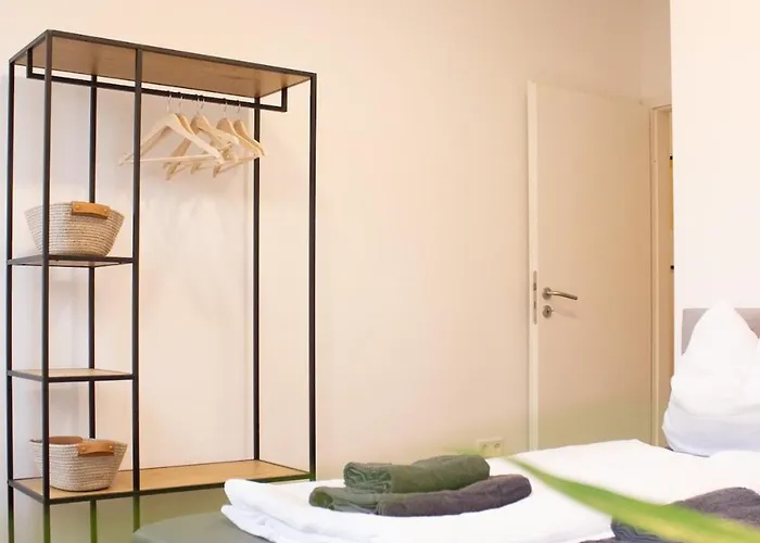 Central Business Apartment