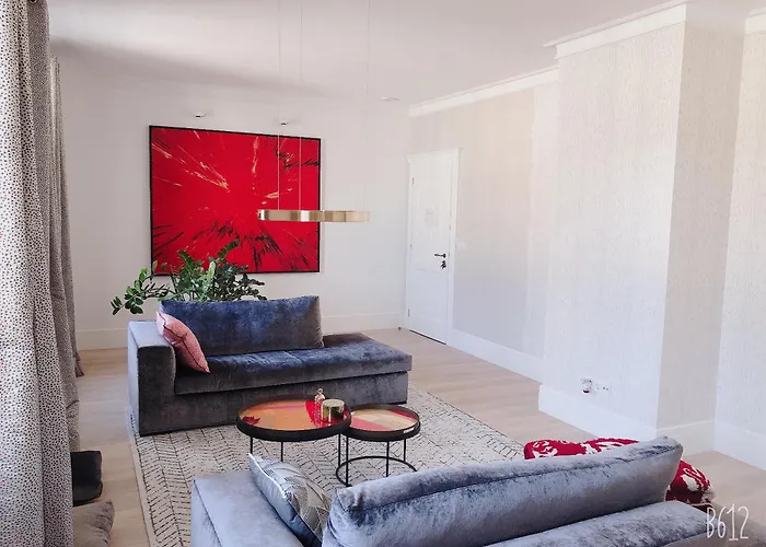 Luxus 5 Zi-Wohnung + Balkon In Top-Lage Ffm+Klima