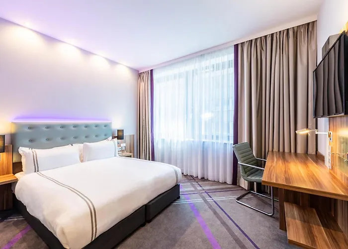 Premier Inn Frankfurt City Centre
