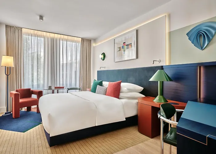 Kimpton Main Frankfurt By Ihg